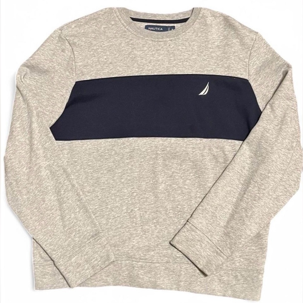 Medium Nautica gray and navy blue pullover sweater